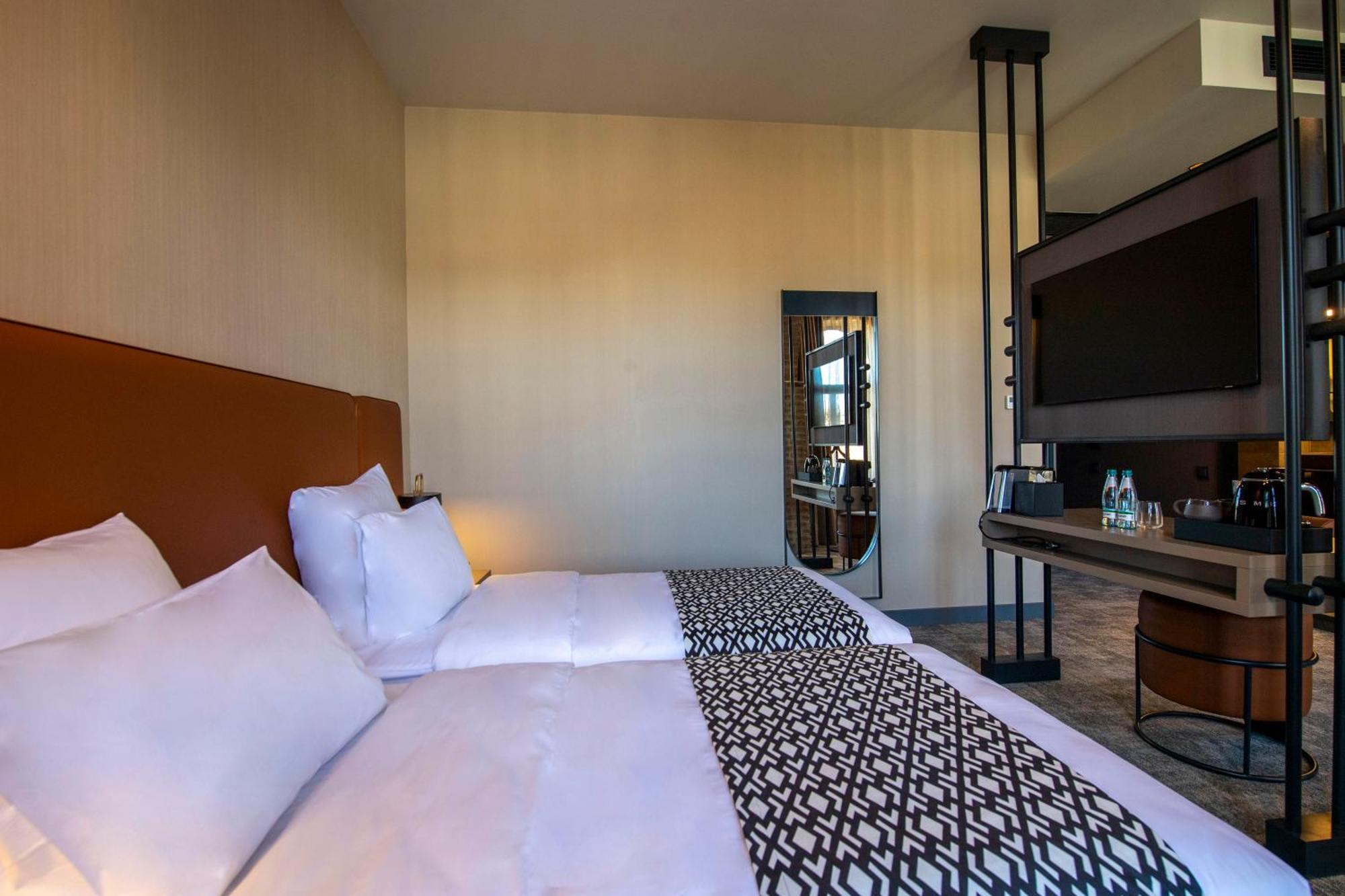 Qarvasla 5* Tbilisi